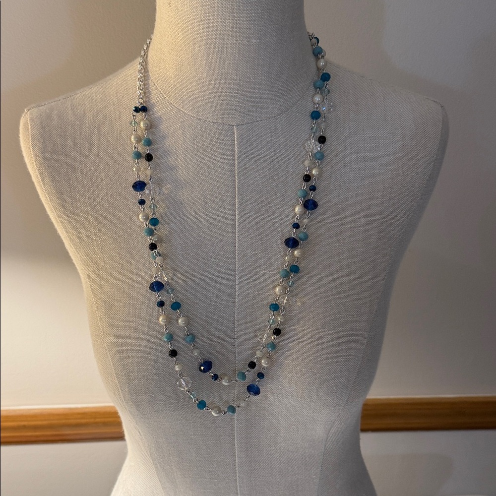 Elegant Blue and Silver Beaded Necklace